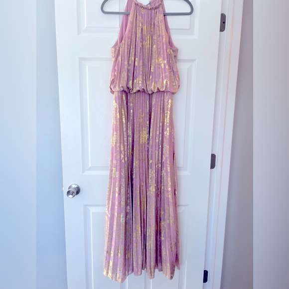 Elegant Pink and Gold Women's Dress - Picture 1 of 2